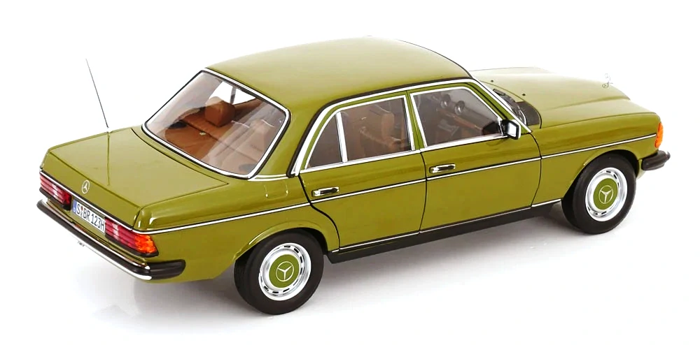 Mercedes-Benz 200 W123 agaven green 1:18 Norev
