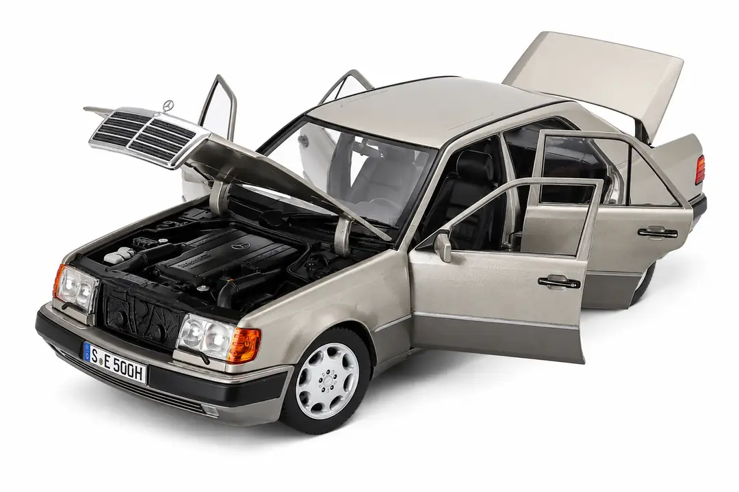 Mercedes-Benz 500 E W124 smoke silver 1:18 Norev