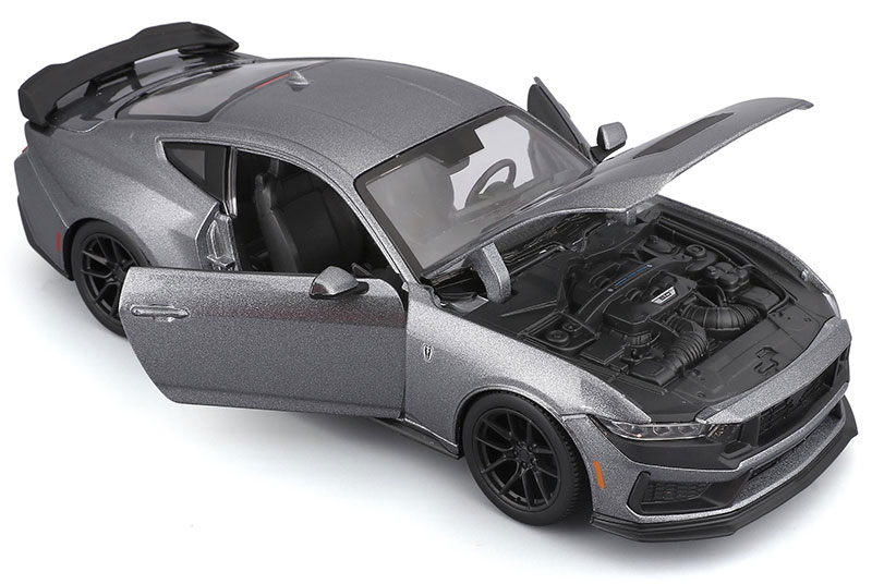 Ford Mustang Darkhorse 2024 grey 1:24 Maisto