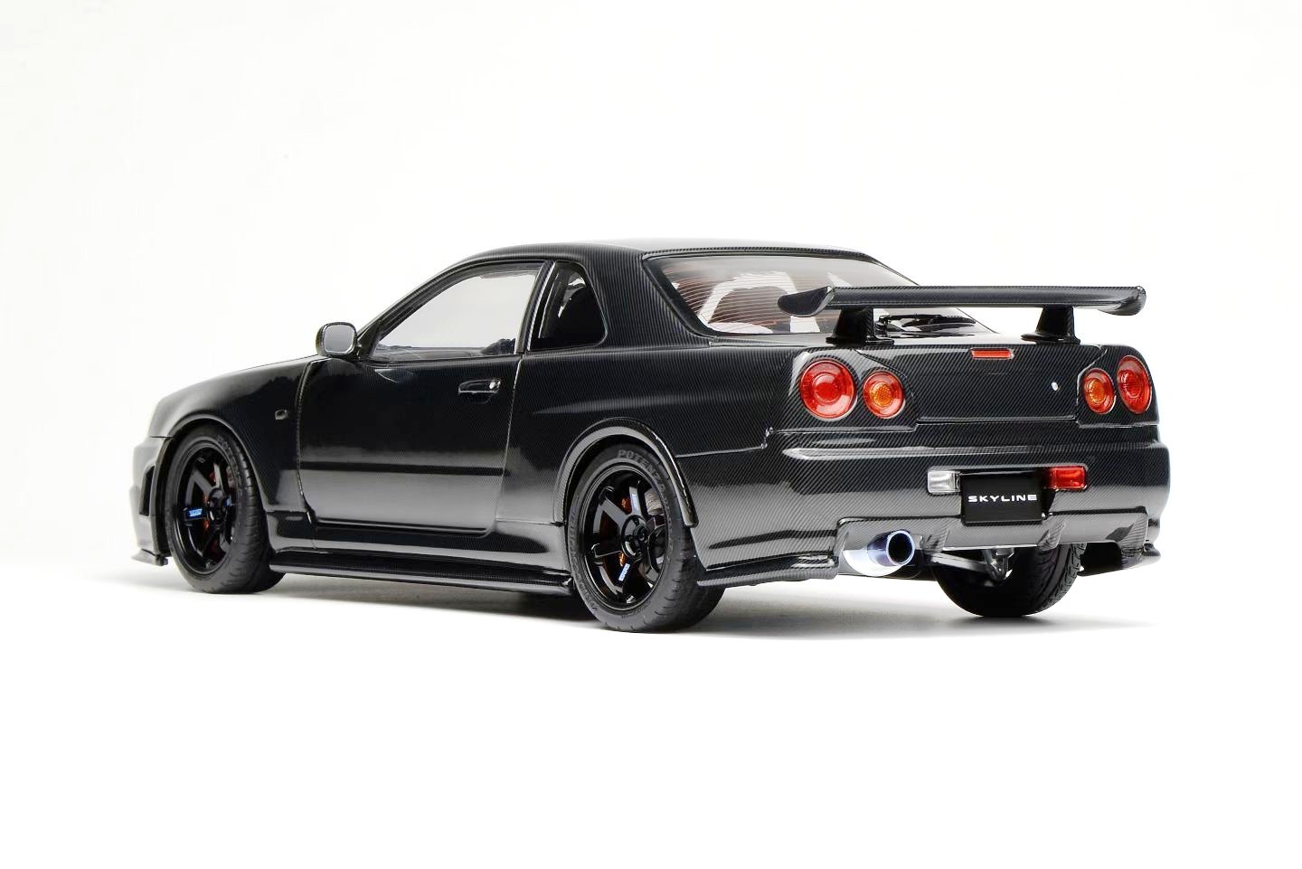 Nissan Skyline GT-R R34 Coupe Customized Version 1999 full carbon fibre version 1:18 Motorhelix