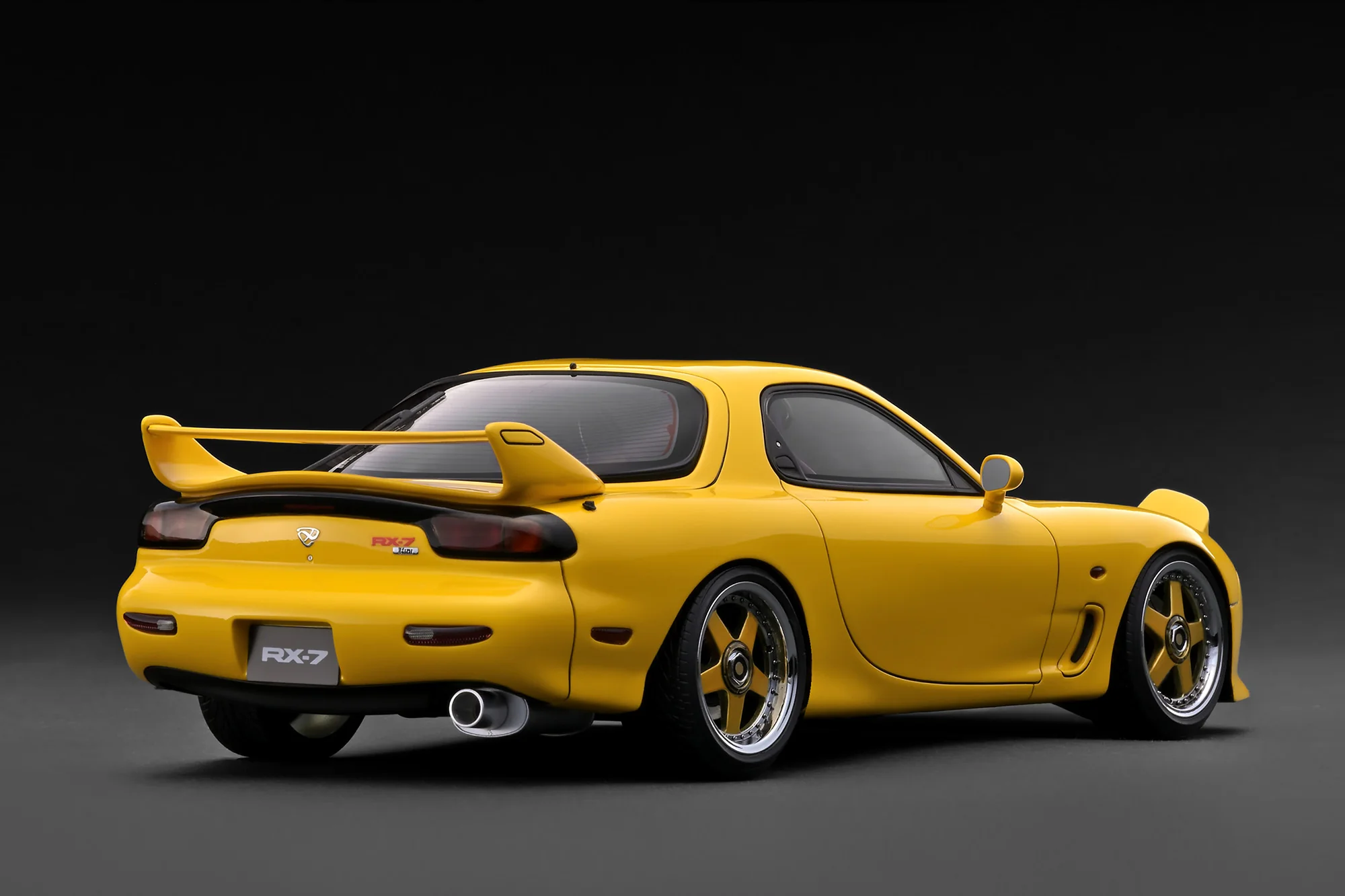 Mazda RX-7 Mazda Speed A-spec FD3S yellow 1:18 Ignition Model