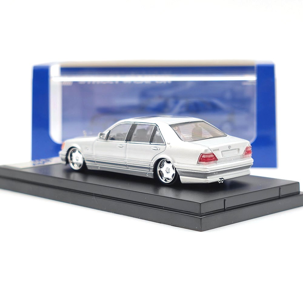Mercedes-Benz W140 S600 silver 1:64 Street Weapon