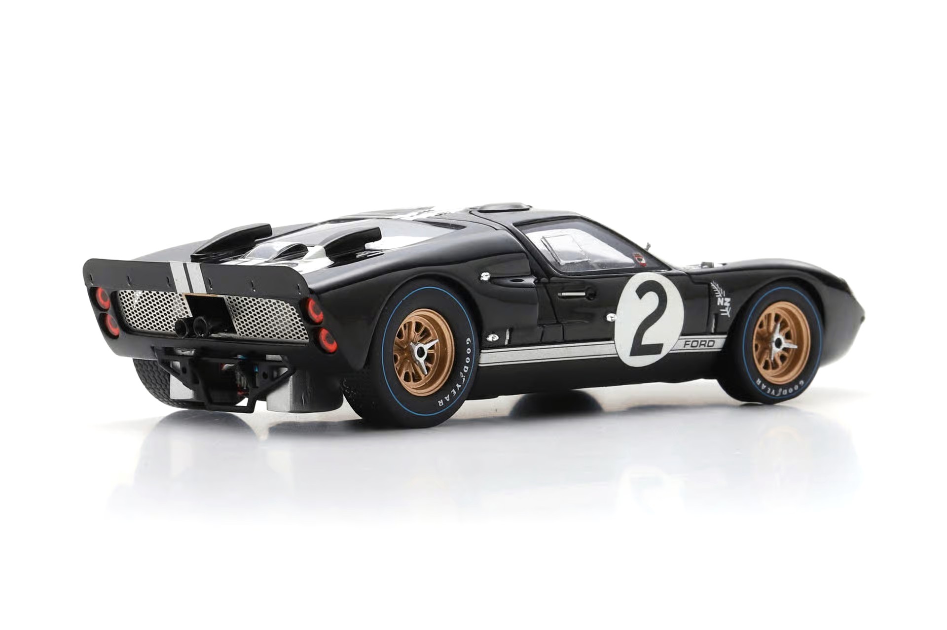 Ford MK II #2 McLaren/Amon 24H Le Mans 1966 1:43 Spark 