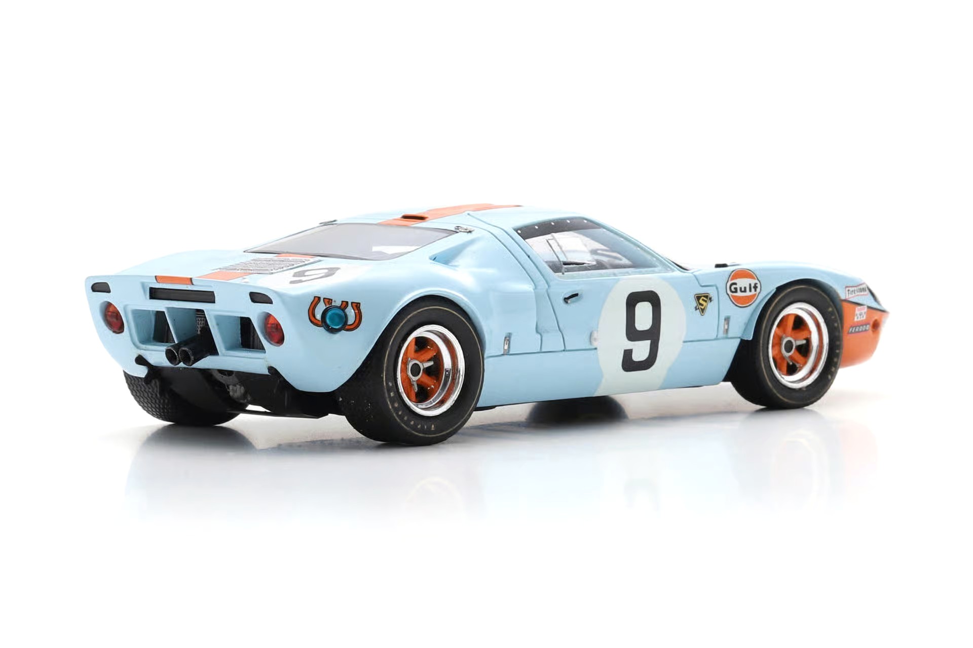 Ford GT40 #9 Rodriguez/Bianchi Winner 24H Le Mans 1968 1:43 Spark