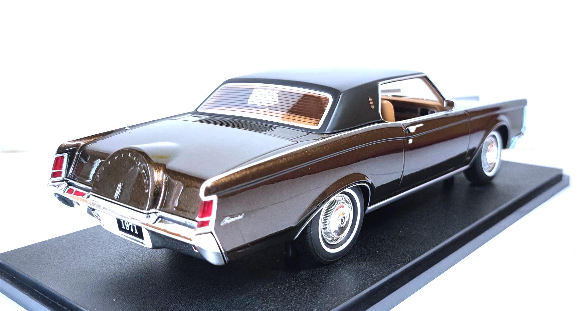 Lincoln Continental MKIII 1971 brown metallic 1:18 Cult Scale Models