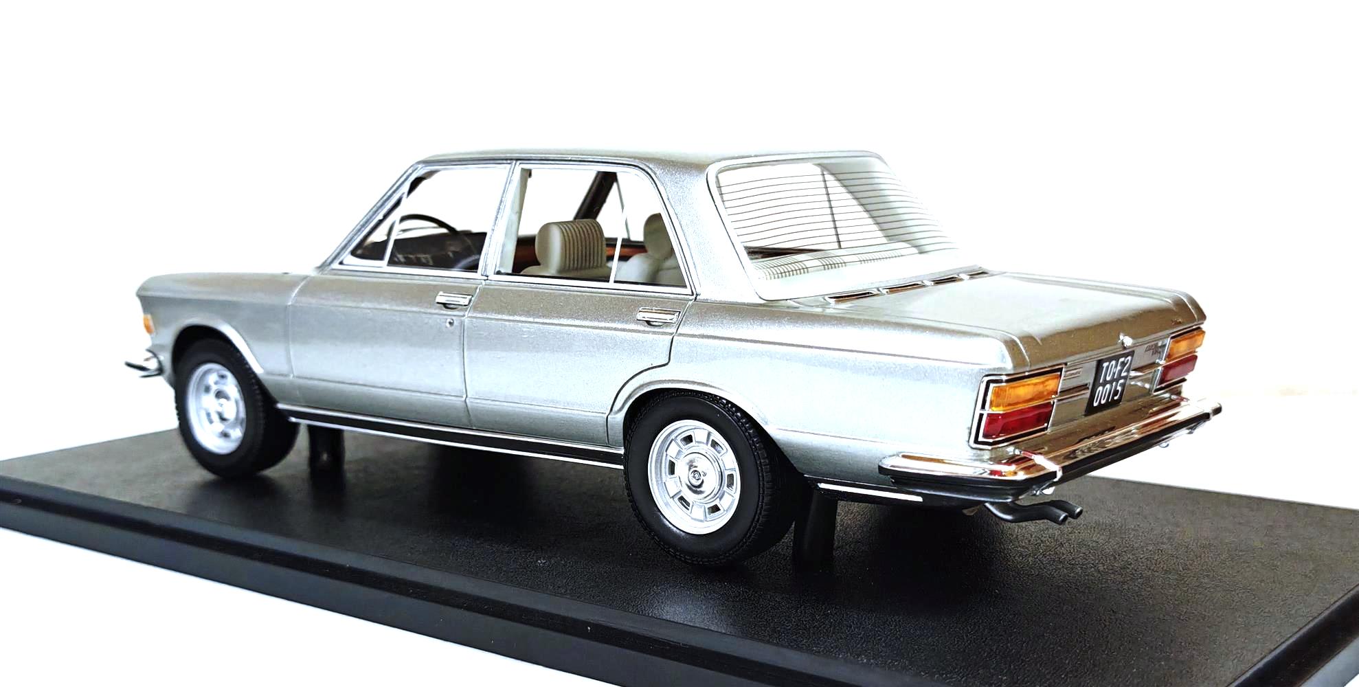 Fiat 130 Berlina 1969 silver 1:18 Cult Scale Models