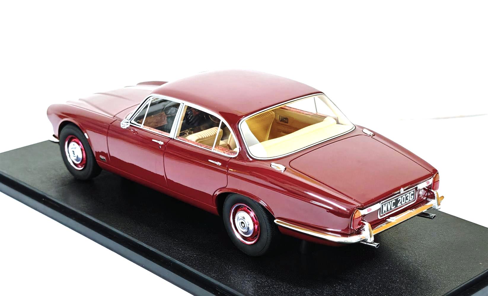 Jaguar XJ6 4.2L MKI 1968 regency red 1:18 Cult Scale Models