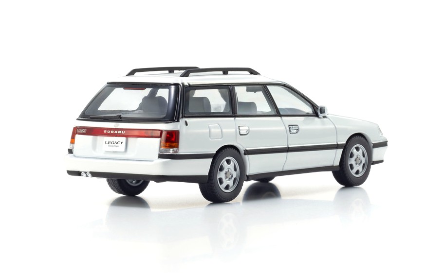 Subaru Legacy Touring Station Wagon GT 2001 white 1:43 Kyosho