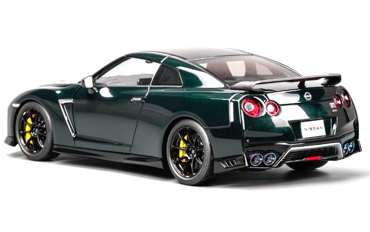 Nissan GT-R Nismo T-Spec Coupe 2022 green 1:18 Motorhelix