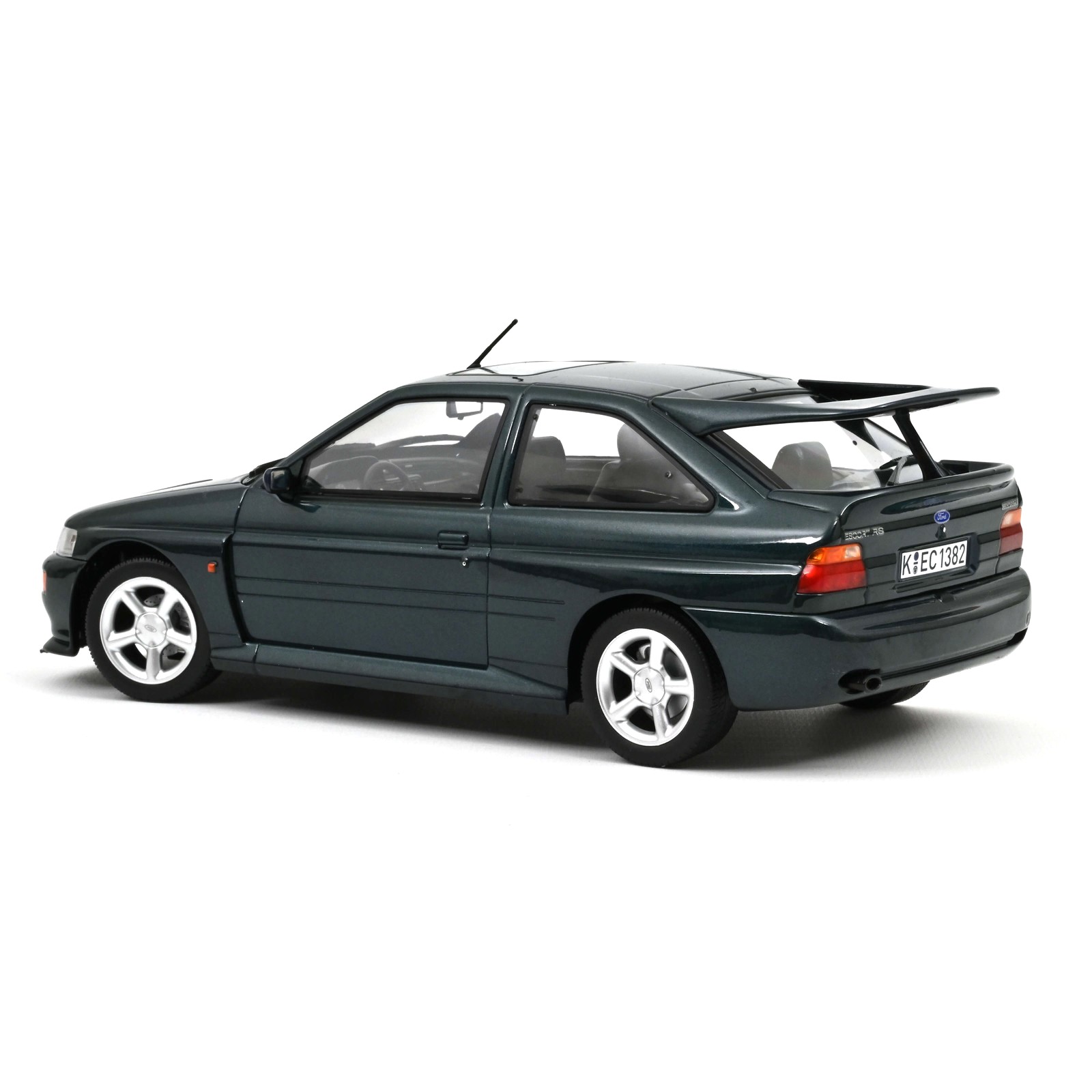 Ford Escort Cosworth 1992 mallard green metallic 1:18 Norev