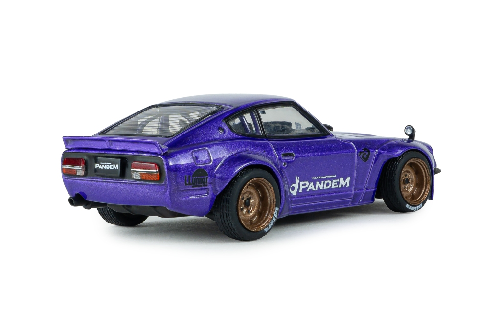 Datsun 240Z Pandem 1973 purple metallic 1:43 Solido