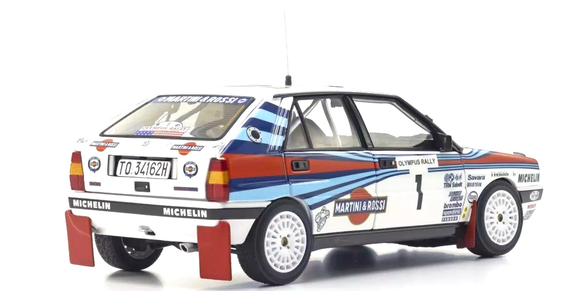 Lancia Delta HF Integrale 8V Martini #1 Biasion/Siviero Winner Rally Olympus 1988 night version 1:18 Kyosho