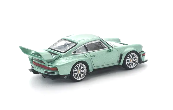 Singer DLS Turbo ice green 1:64 Pop Race