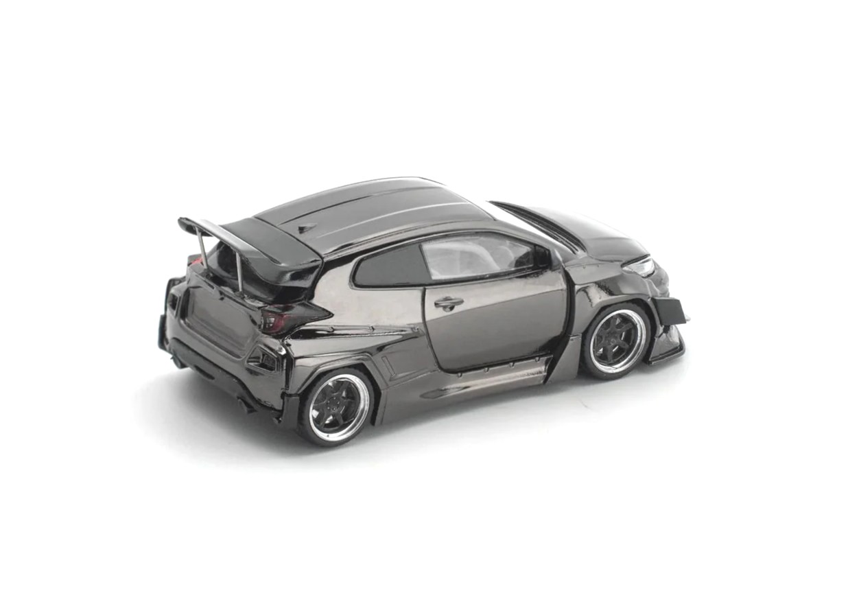 Toyota Pandem GR Yaris *The Dark Chrome Series* dark chrome 1:64 Pop Race