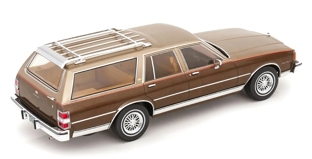 Chevrolet Caprice Estate Wagon 1985 brown/decor 1:18 MCG 