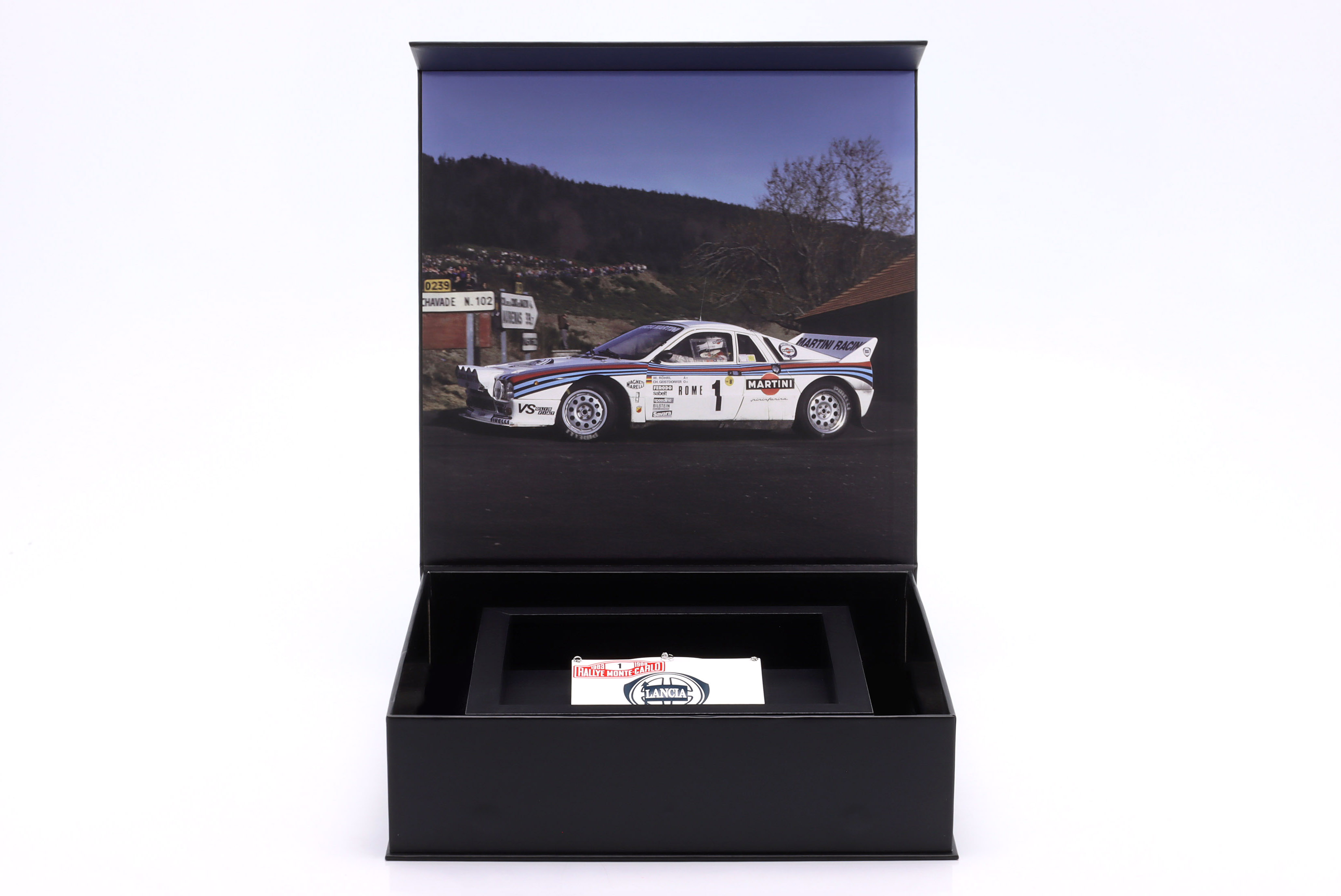 Front Bonet - Lancia 037 #1 Röhrl/Geistdörfer Winner Rallye Monte Carlo 1983 1:18 Werk83