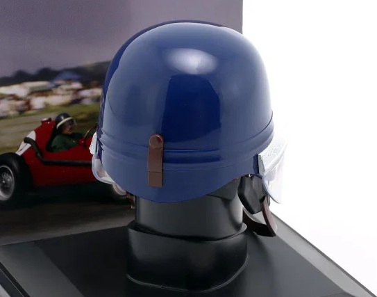 Helmet - M.Hawthorn Scuderia Ferrari Formula 1 World Champion 1958 1:5 Spark Editions
