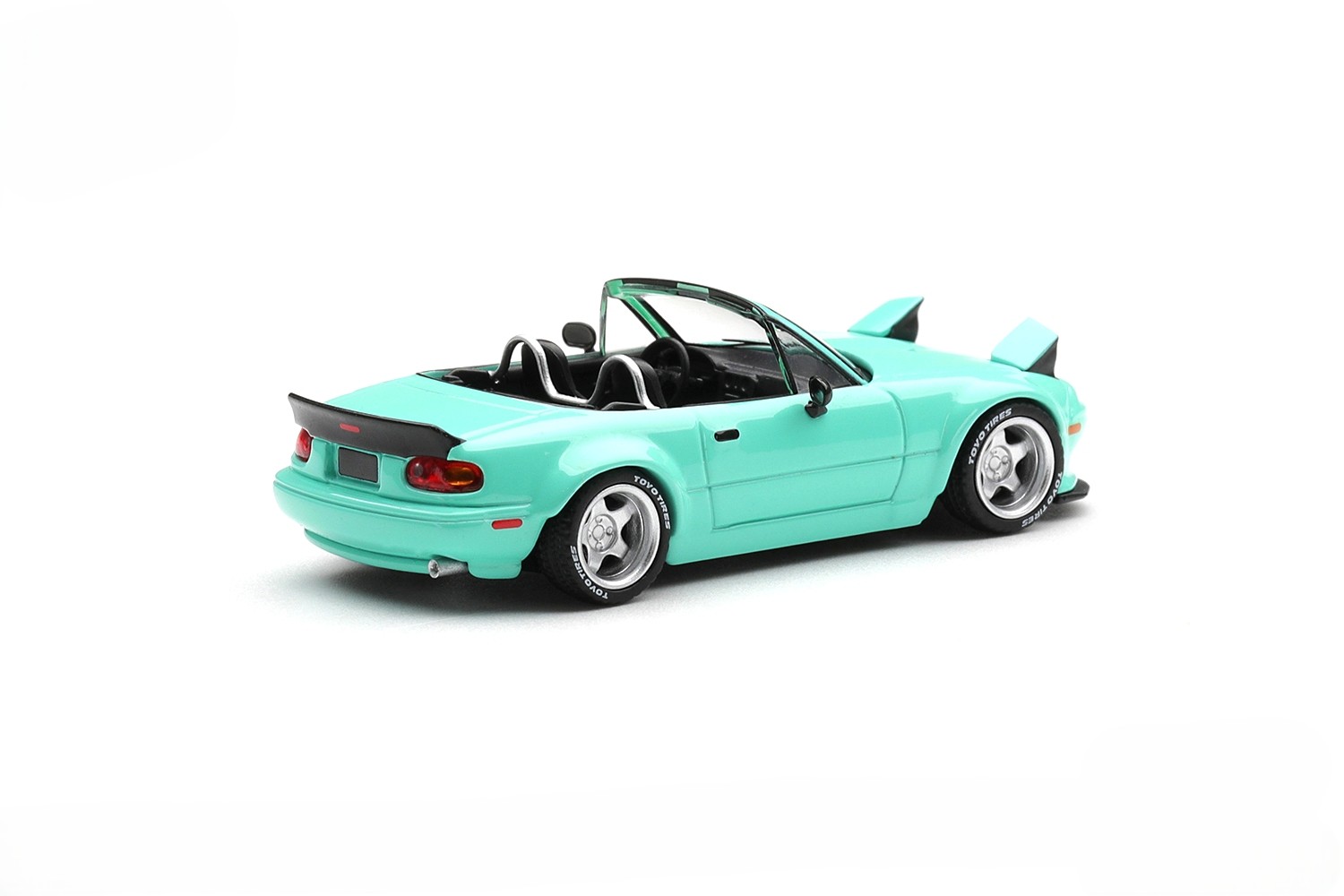 Mazda MX5 (NA) Pandem Body Kit 2026 mint green 1:64 Mini GT