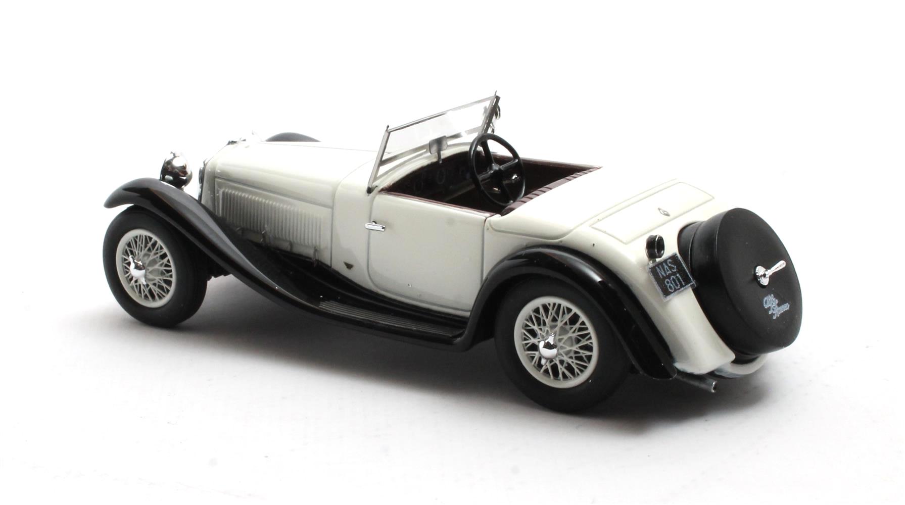 Alfa Romeo 6C 1750SV Figoni Spider Cabriolet Open 1932 white/black 1:43 Matrix Scale Models