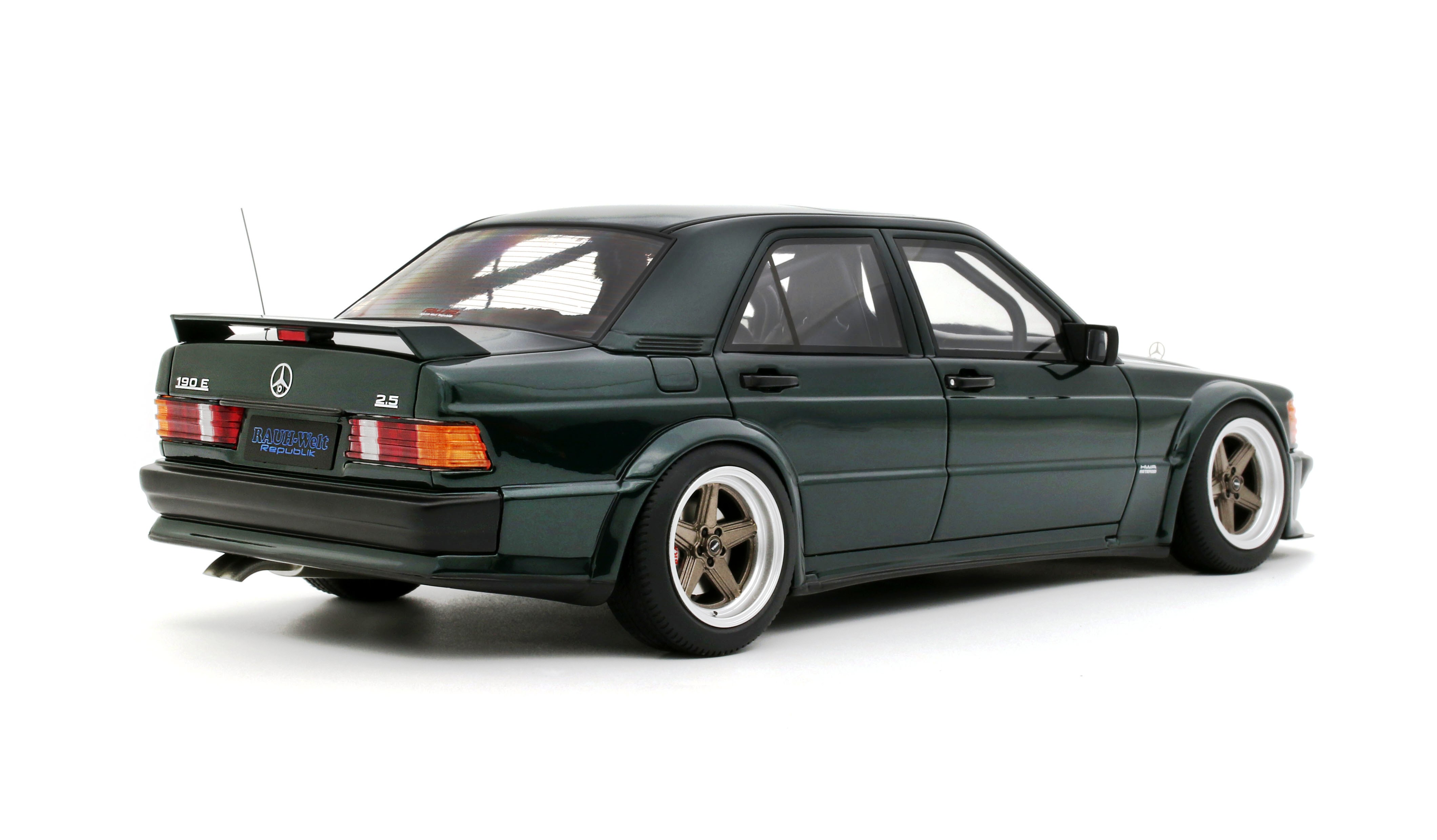 Mercedes-Benz 190E 2.5-16 Rauh-Welt Republik RWR 2025 porsche racing green metallic 22G 1:18 OttOmobile