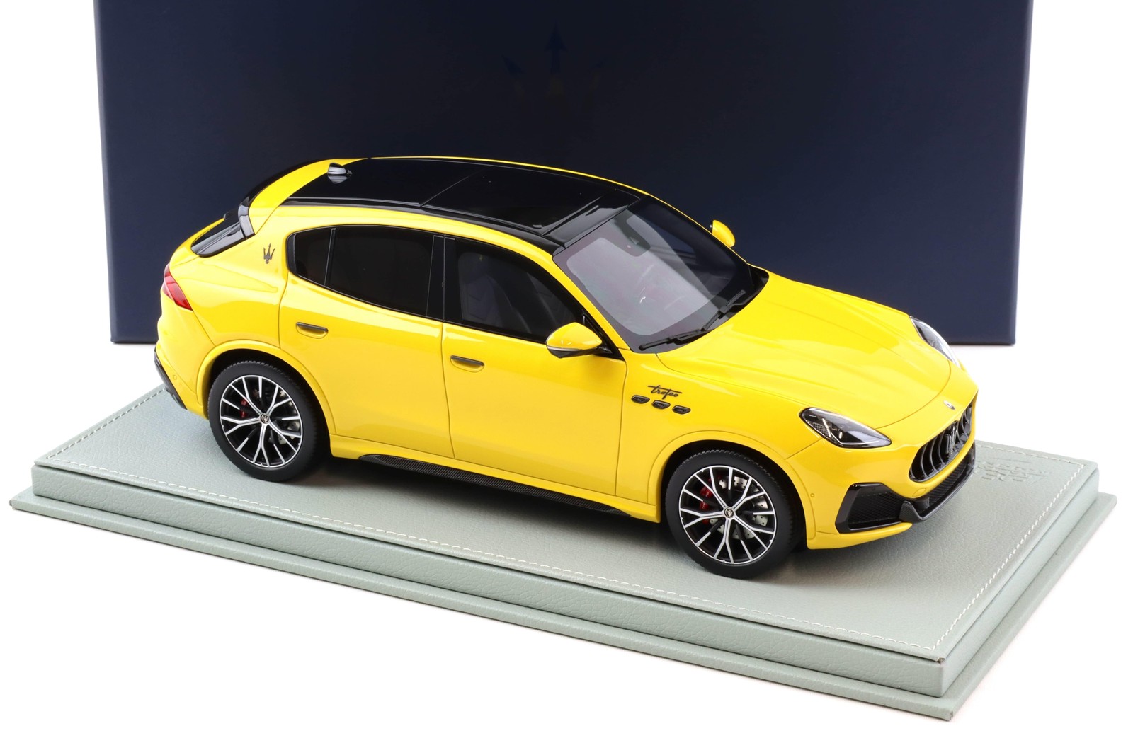 Maserati Grecale Trofeo 2022 Giallo 1:18 B.B.R.