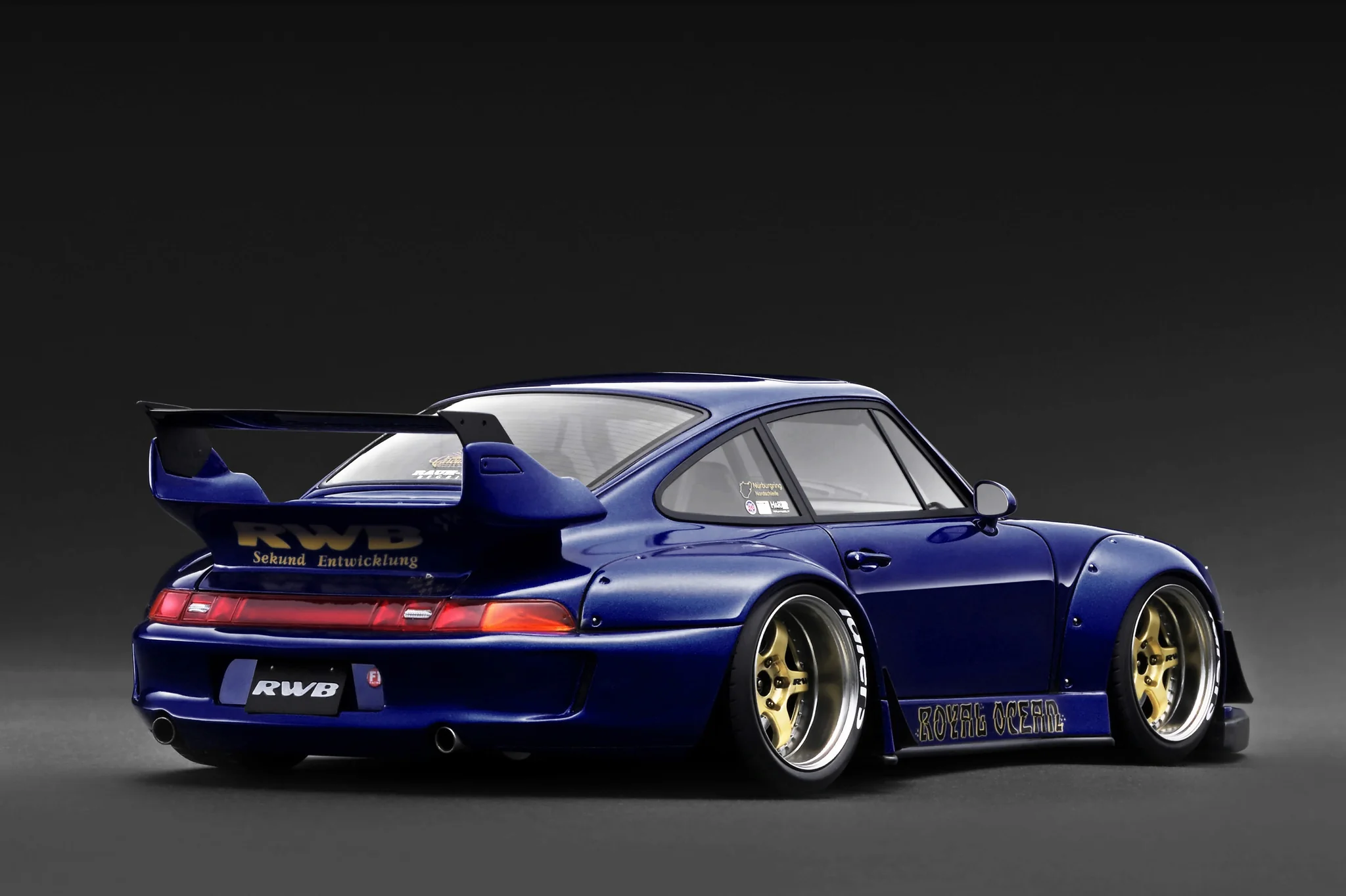 Porsche RWB 993 blue metallic 1:18 Ignition Model