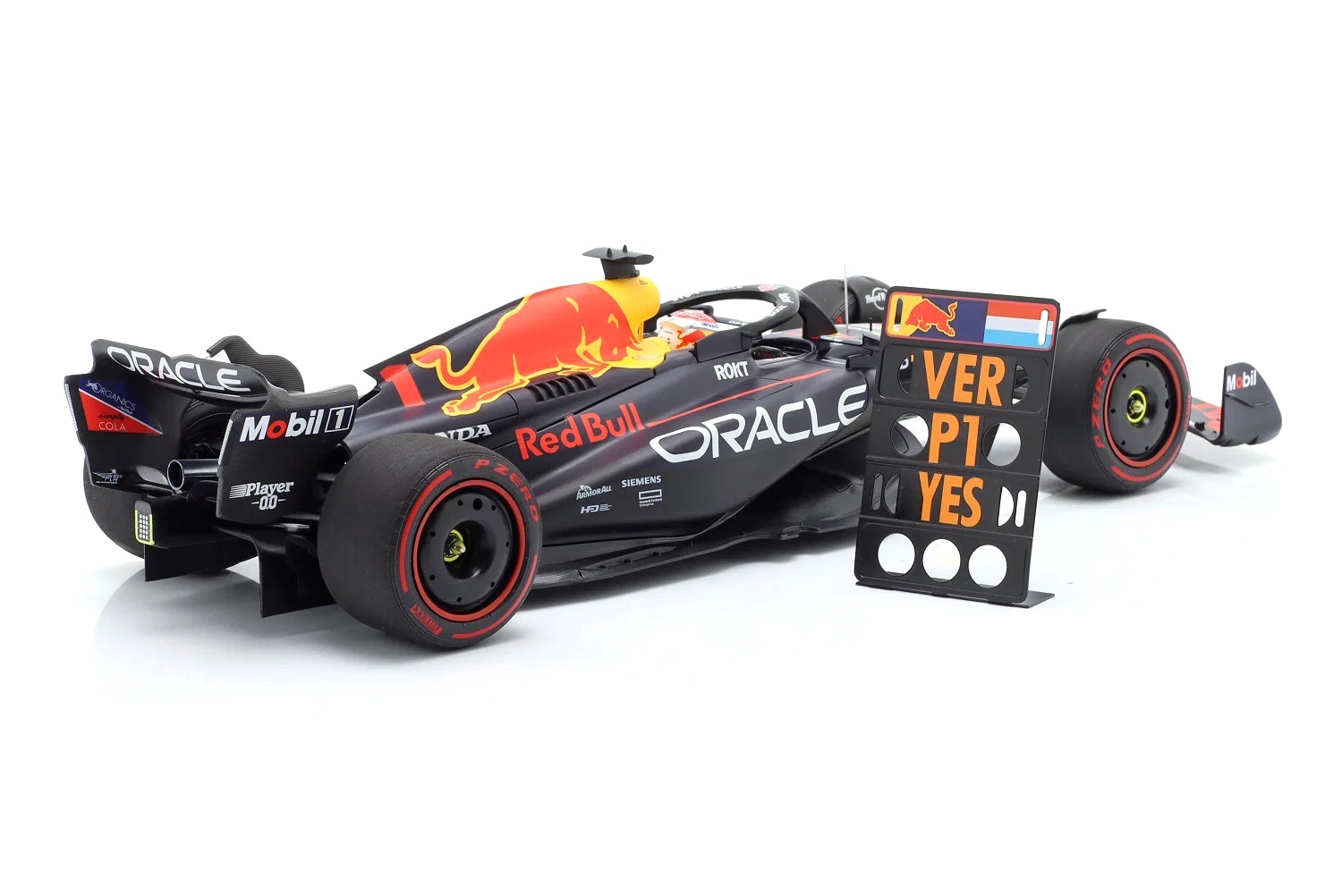 Red Bull RB19 Oracle #1 M.Verstappen Winner Bahrain GP Formula 1 World Champion 2023 1:18 Minichamps