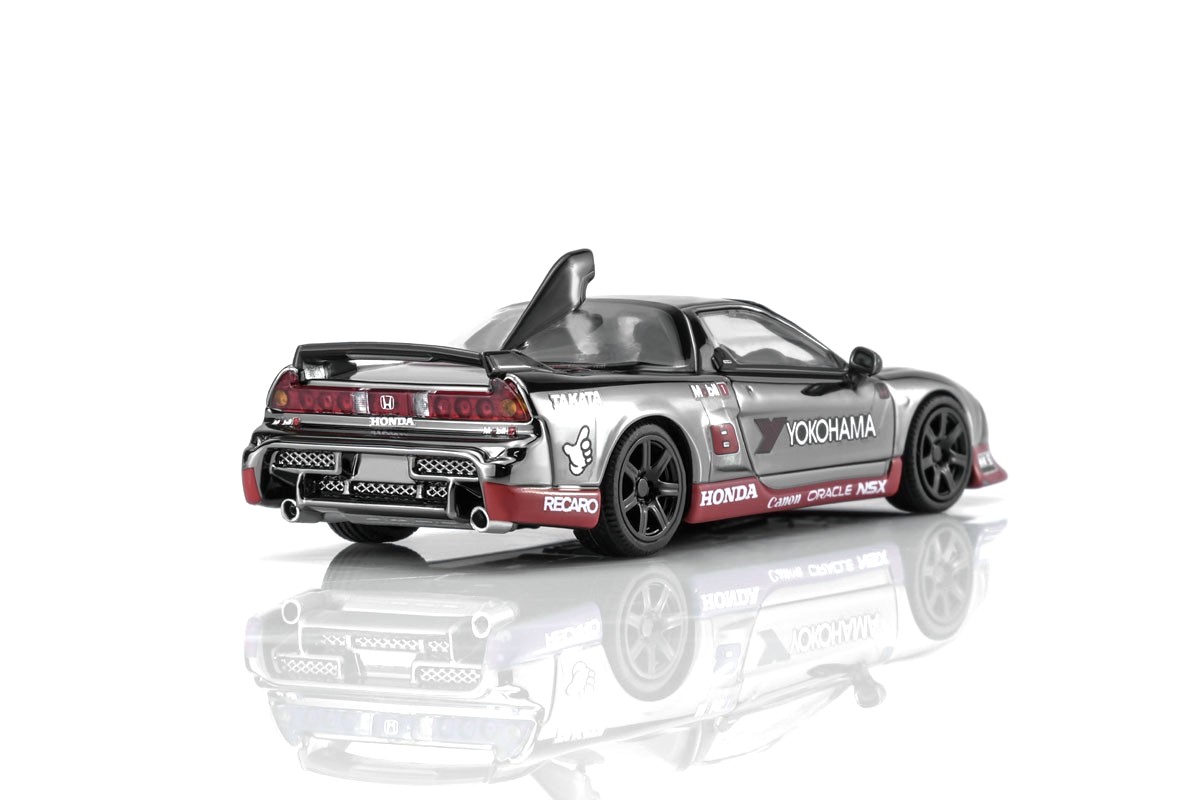 Honda NSX-R Custom GT Look #8 Racing 2005 grey/red 1:64 Motorhelix