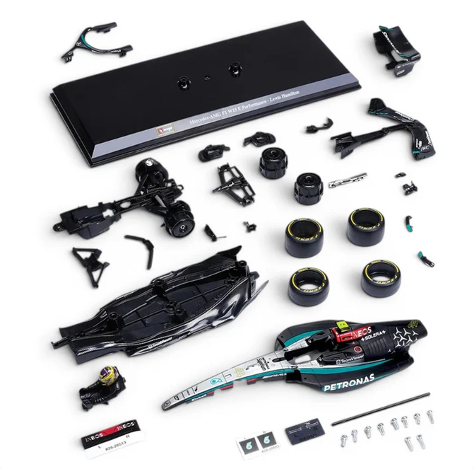 KIT - Mercedes-Benz AMG W15 #44 Lewis Hamilton 2024 1:24 Bburago