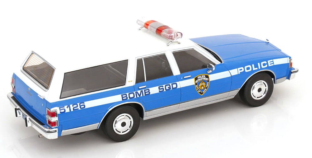 Chevrolet Caprice Estate Wagon 1985 NYPD 1:18 MCG 
