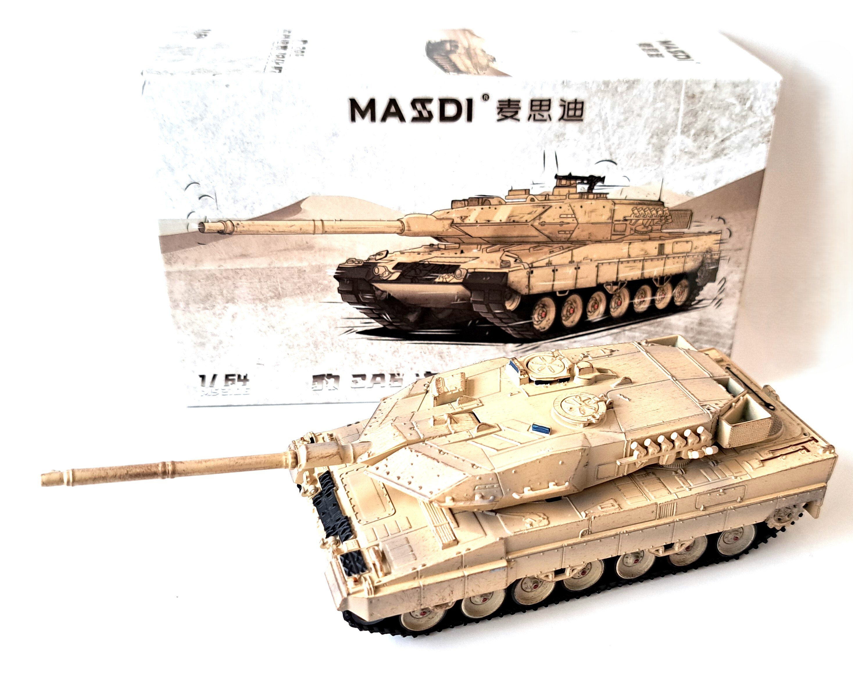 Leopard 2A6 Aging Version sand camouflage 1:64 Massdi