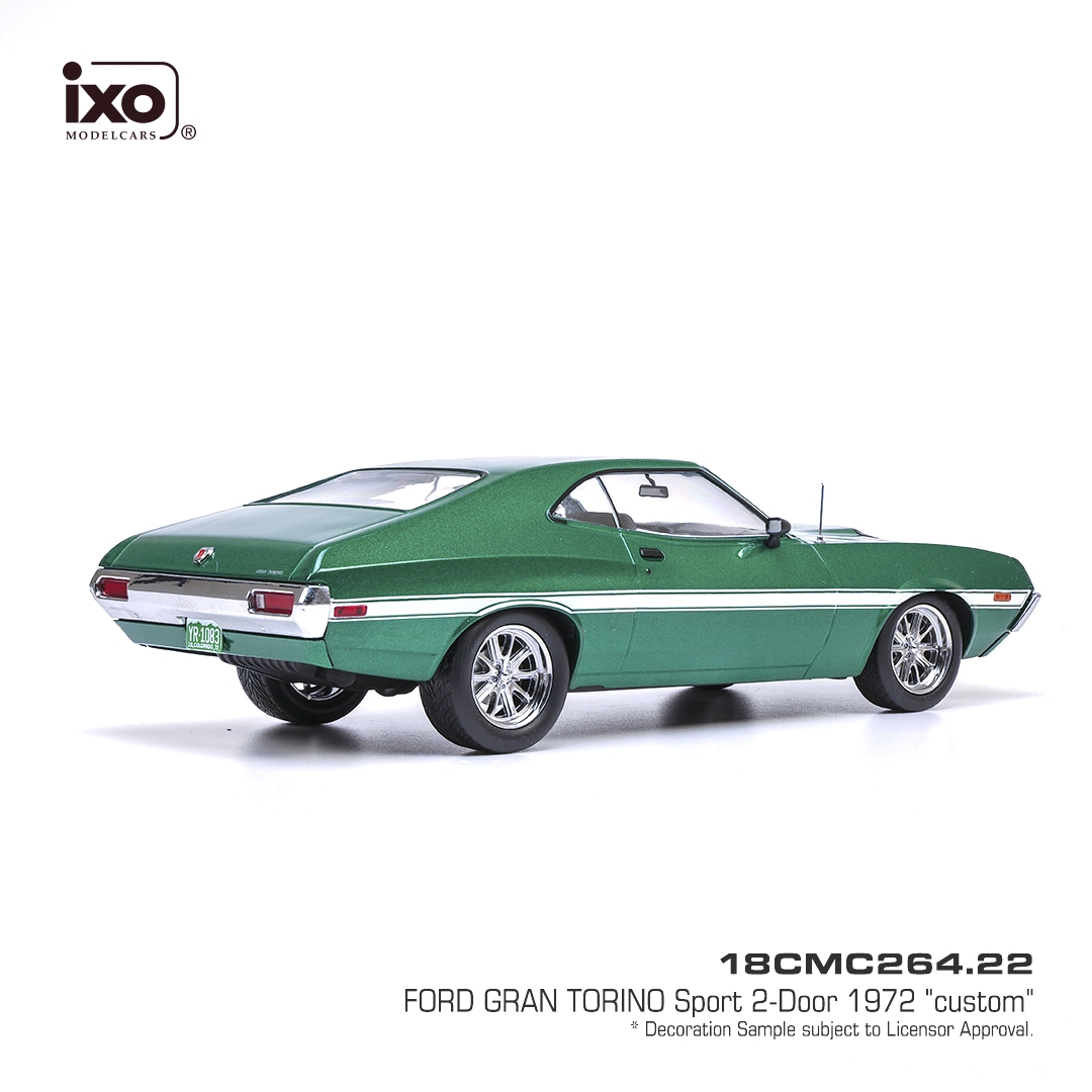 Ford Gran Torino Coupe 1972 green metallic/white 1:18 Ixo Models