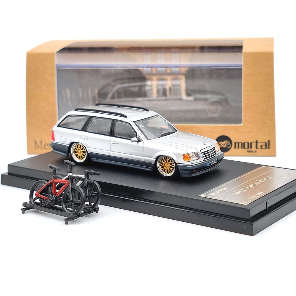 Mercedes-Benz S124 T silver 1:64 Mortal Model