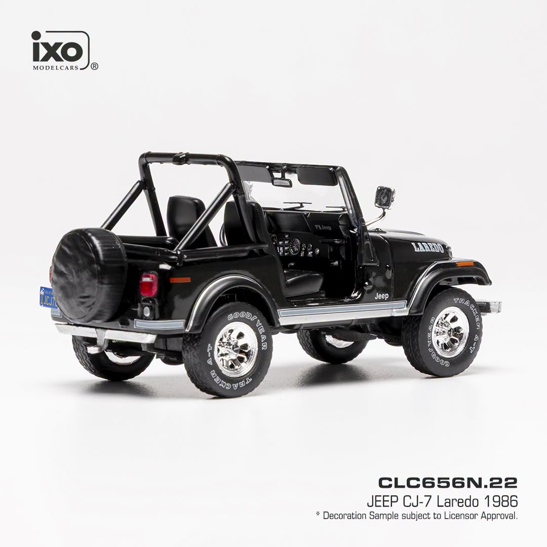 Jeep CJ-7 Laredo Open black/silver 1:43 Ixo Models