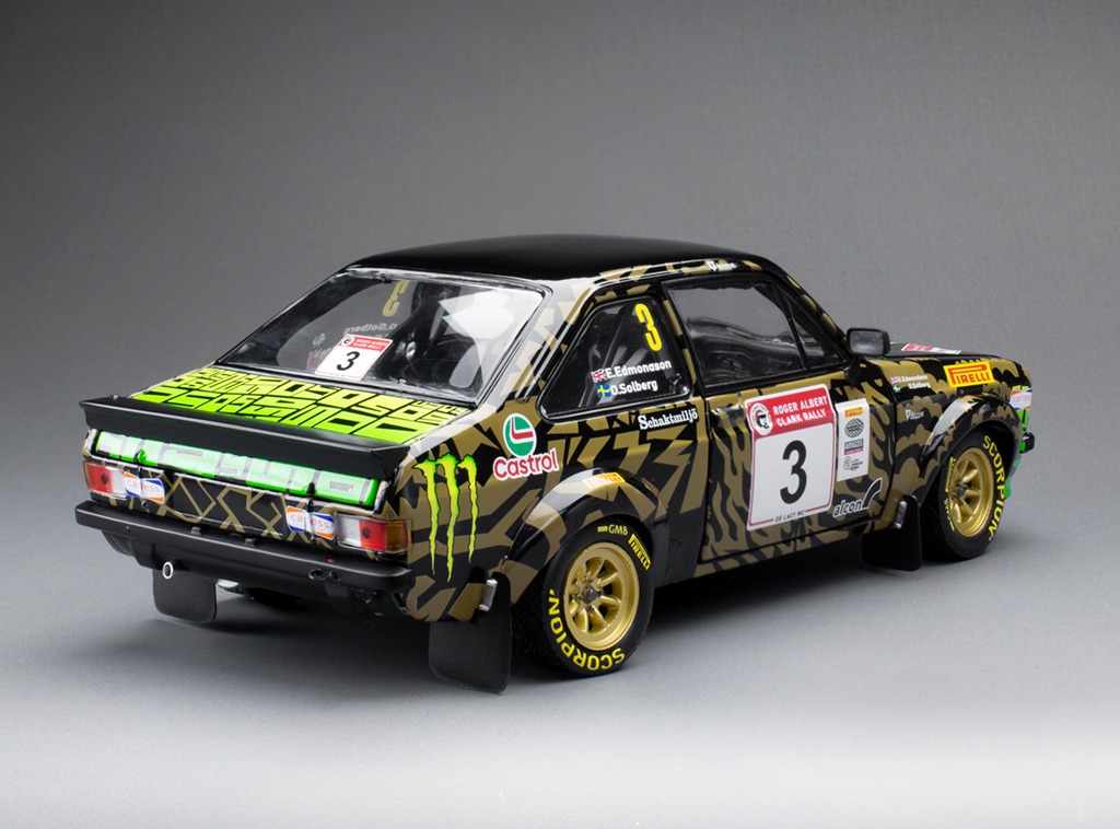 Ford England Escort MKII RS1800 #3 Solberg/Edmondson Rally Roger Albert Clark 2023 with Pilot Figure 1:18 Sun Star