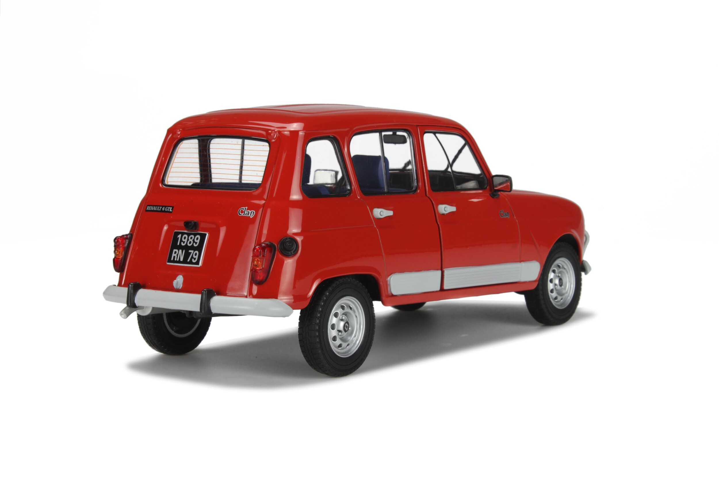 Renault 4L CLAN red 1:18 Solido