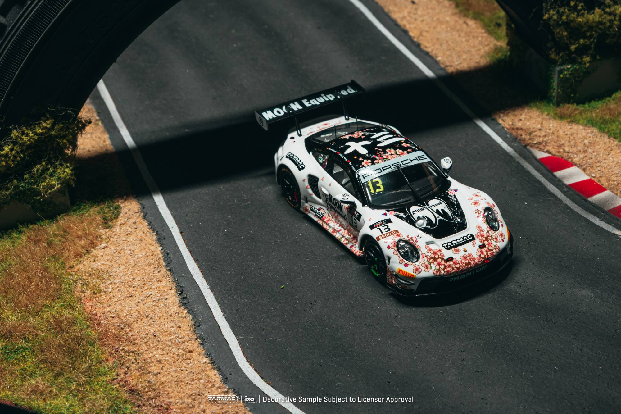 Porsche 911 (992) GT3 R Phantom Global Racing #13 S.Jingzu/A.Fong/N.Menzel Suzuka 1000km Intercontinental GT Challenge 2025 1:43 Tarmac