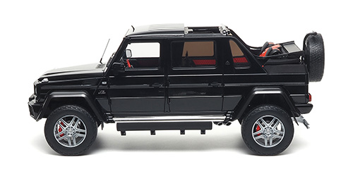 Mercedes-Maybach G650 Landaulet W463 2017 black metallic 1:18 Almost Real