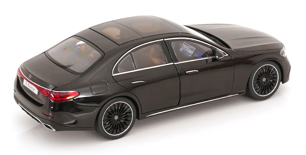 Mercedes-Benz E-Class W214 2023 black 1:18 iScale