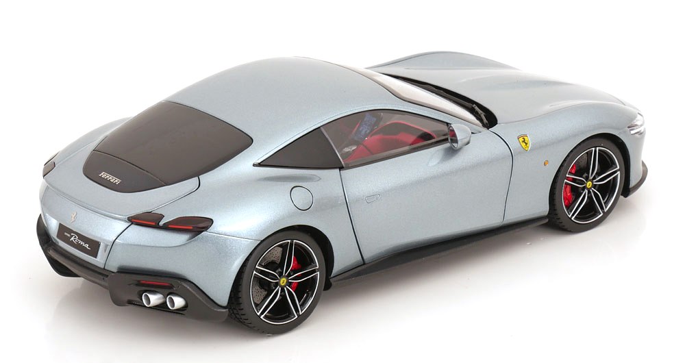 Ferrari Roma 2019 grigio titanio with Showcase 1:18 Polistil