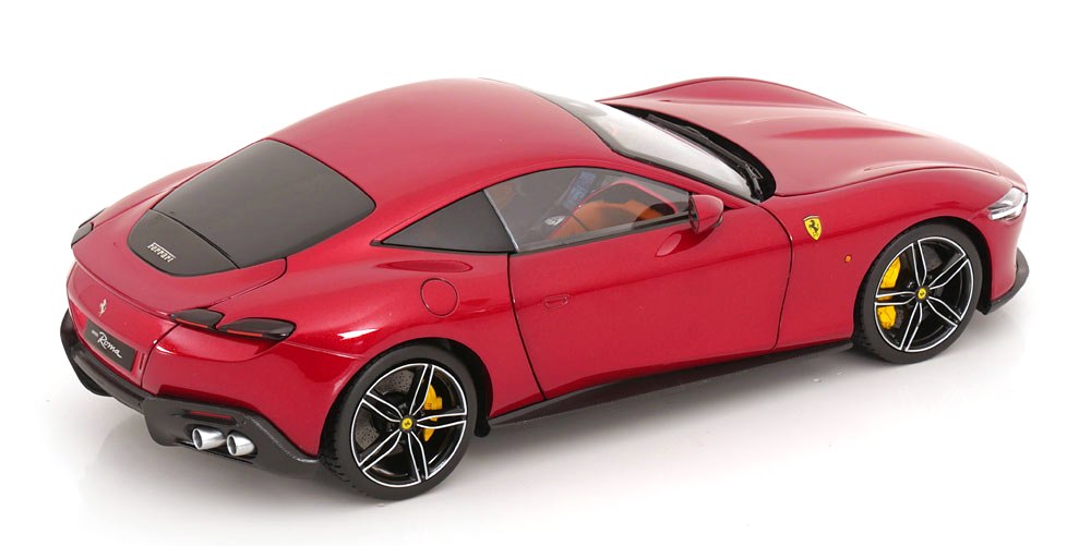 Ferrari Roma 2019 rosso magma with Showcase 1:18 Polistil