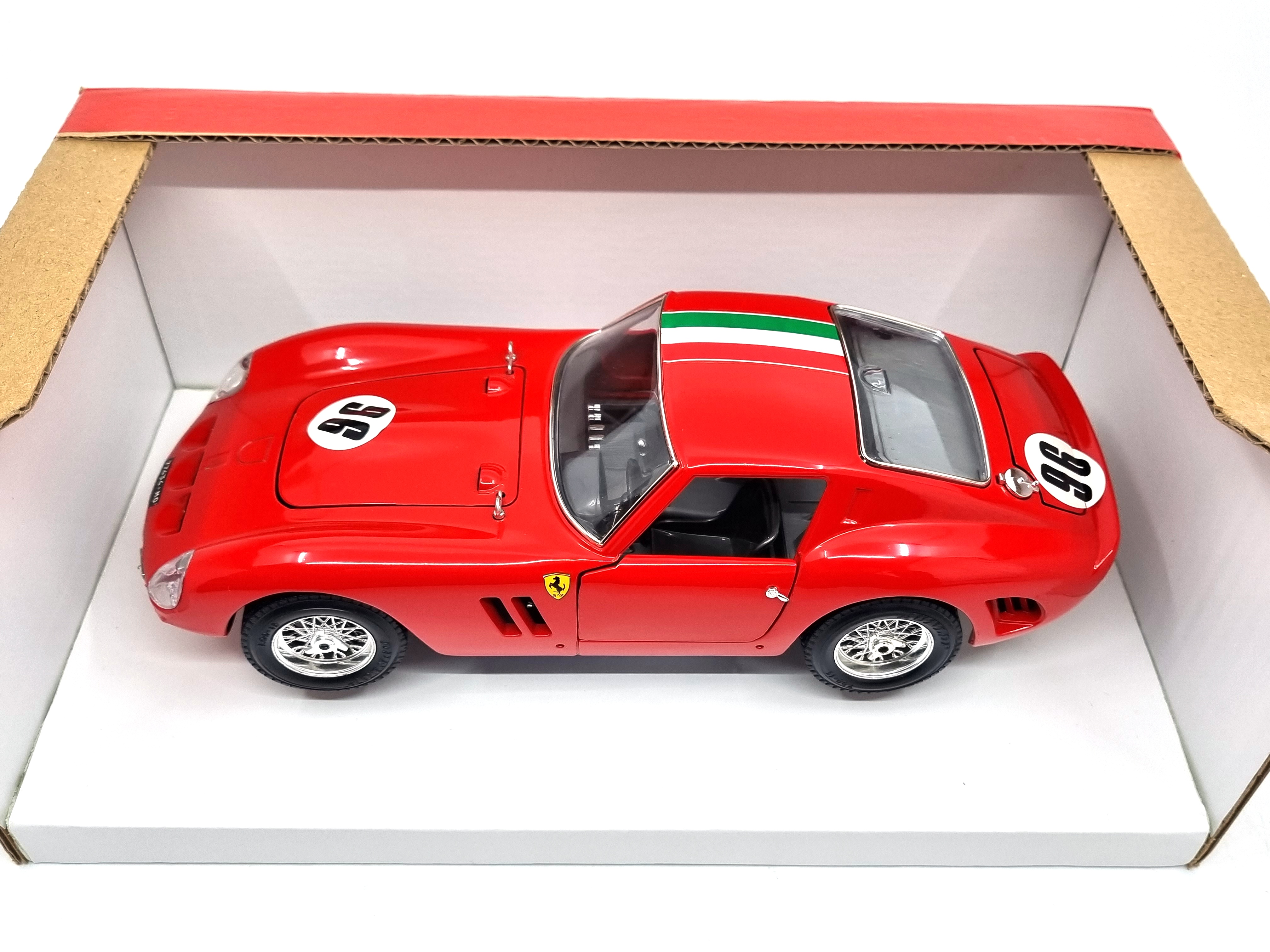 Ferrari 250 GTO 1962 #96 1:18 Bburago