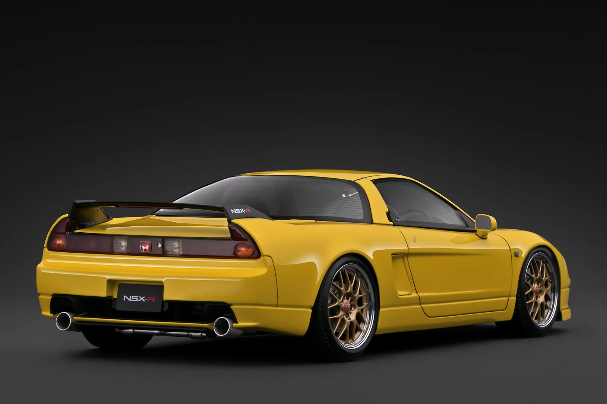 Honda NSX-R NA2 yellow 1:18 Ignition Model