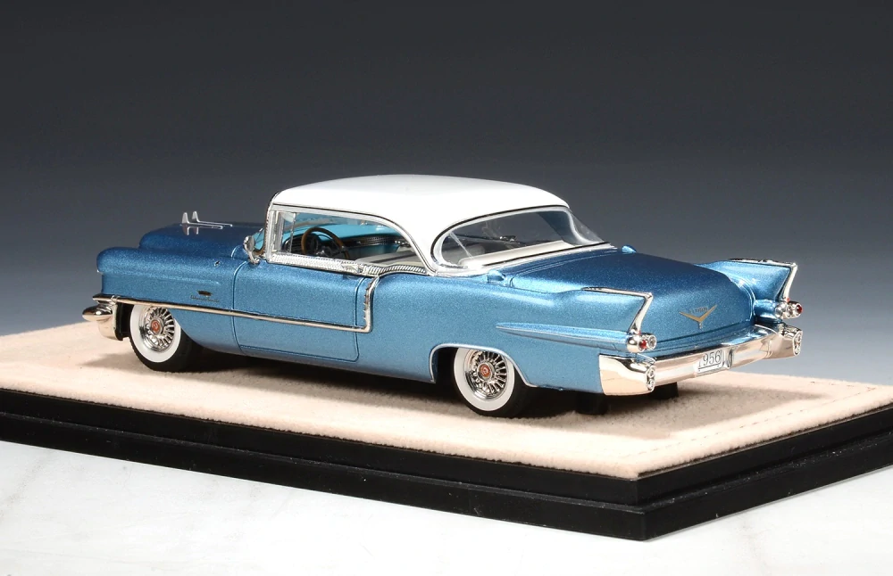 Cadillac Eldorado Seville 1956 Bahama blue metallic/white 1:43 Stamp Models