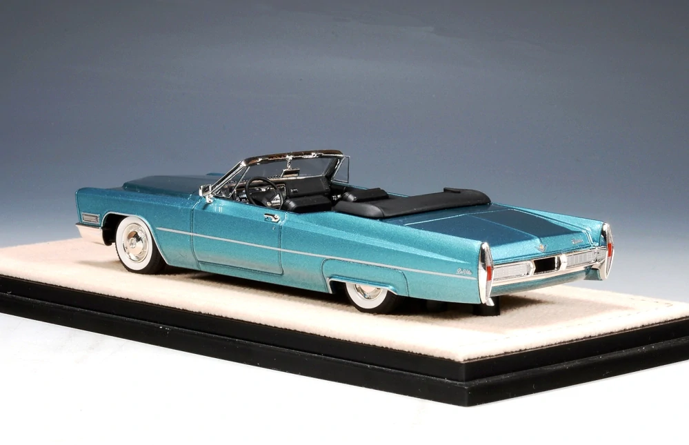 Cadillac De Ville Convertible Open Roof 1967 Capri aqua metallic 1:43 Stamp Models