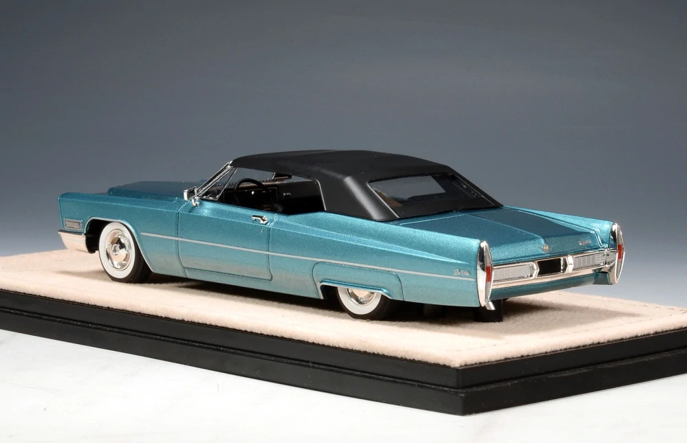 Cadillac De Ville Convertible Closed Roof 1967 Capri aqua metallic 1:43 Stamp Models