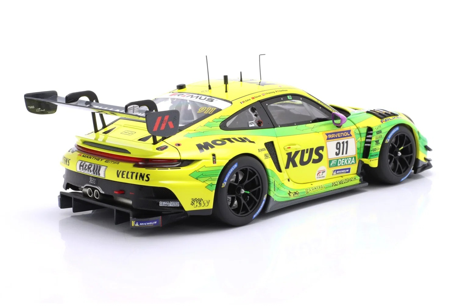 Porsche 911 GT3 R Manthey Grello #911 Vanthoor/Preining/Estre/Güven 2nd 24H Nürburgring 2024 1:18 Minichamps