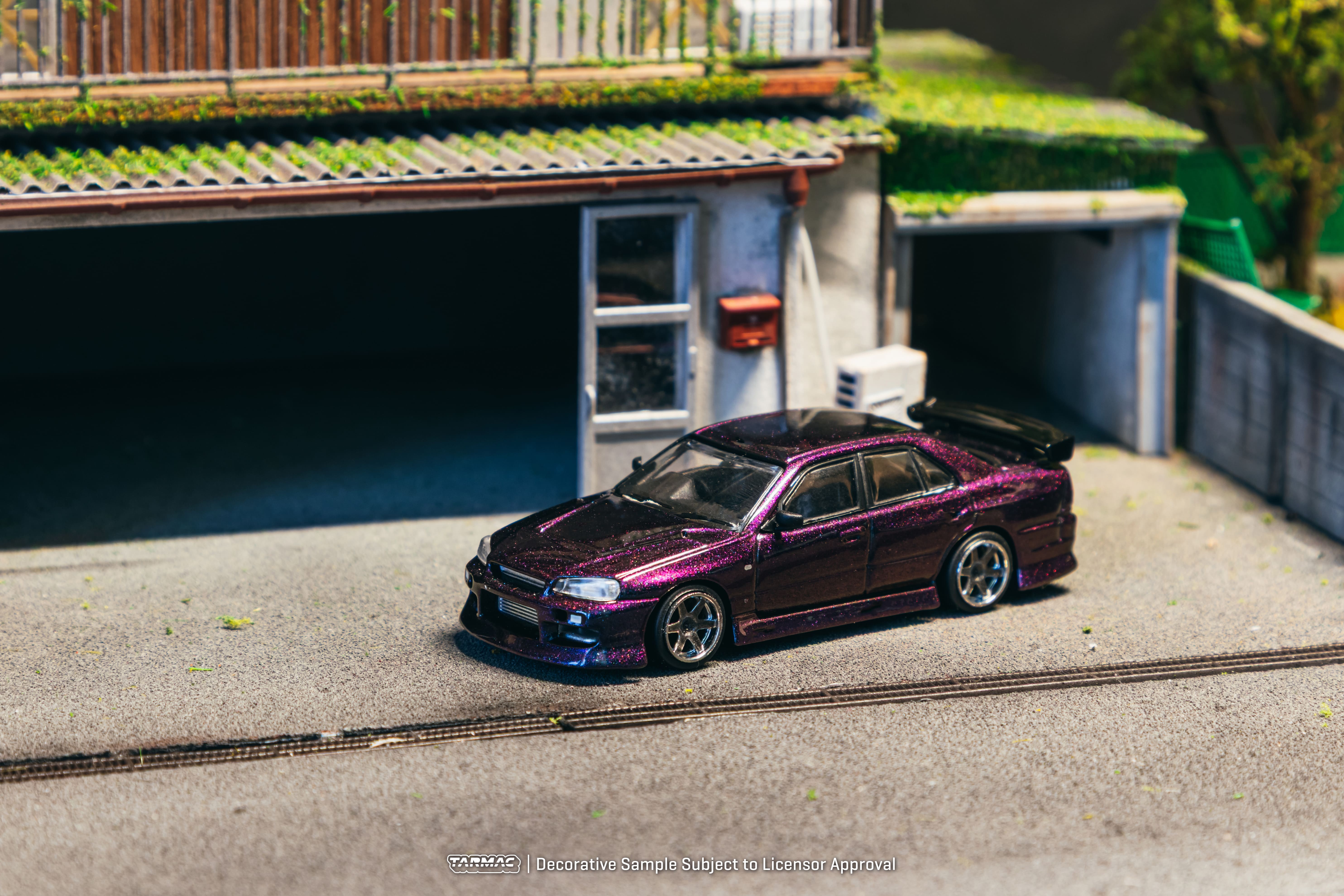 Nissan Skyline GTR (ER34) URAS 2025 midnight purple 1:64 Tarmac