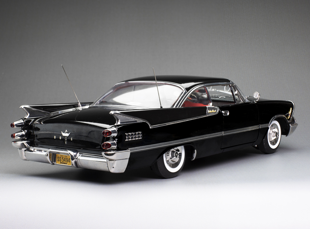 Dodge Custom Royal Lancer Hard Top 1959 jet black 1:18 Sun Star