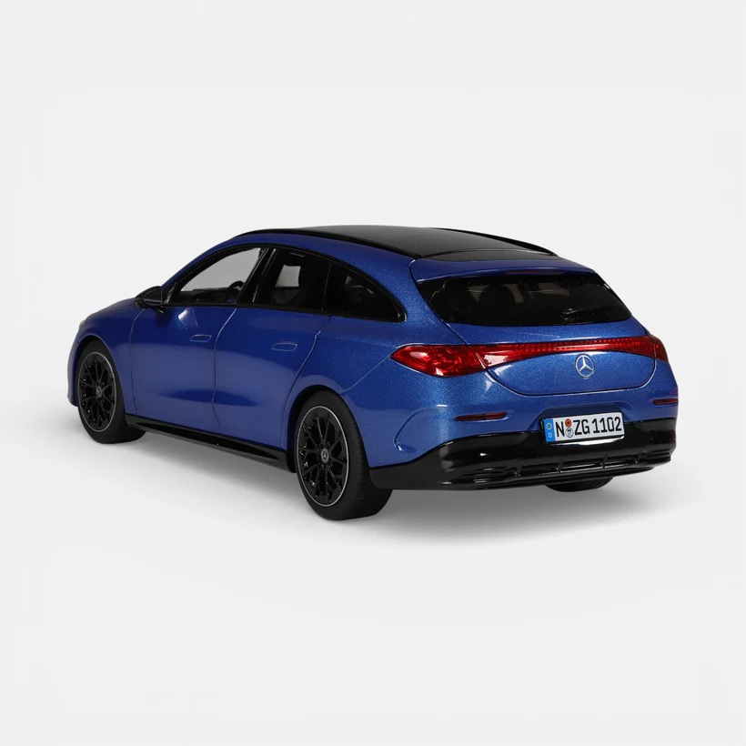 Mercedes-Benz CLA Shooting Brake EQ clear blue 1:18 NZG
